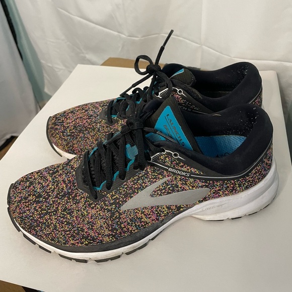 Brooks Launch 5, size 9 multicolored‎ sneakers - Picture 1 of 10
